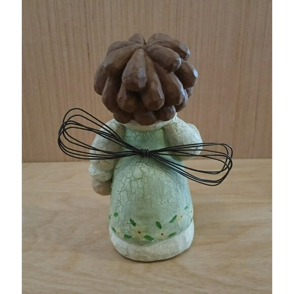 Prayer Angel of Courage Holding Candle Resin Figurine "I said a prayer for you" - Picture 3 of 8